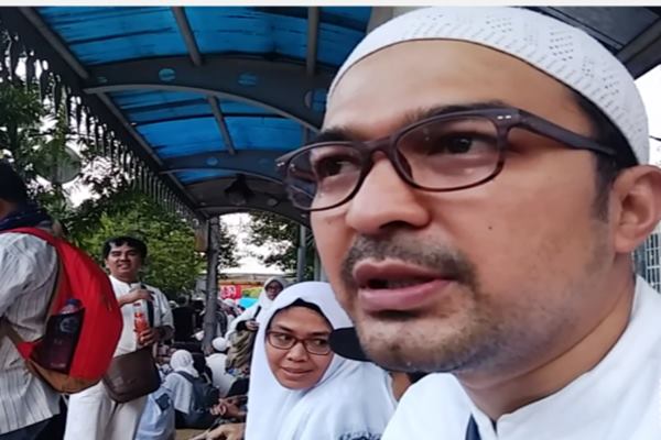  Lagi \'Nyalon\' Jadi Wakil Wali Kota Bukittinggi, Aktor David Chalik Dapat Kabar Duka