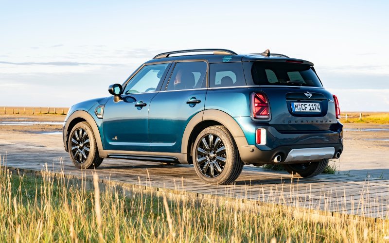  MINI Countryman Boardwalk Baru untuk Petualang dan Pengembara