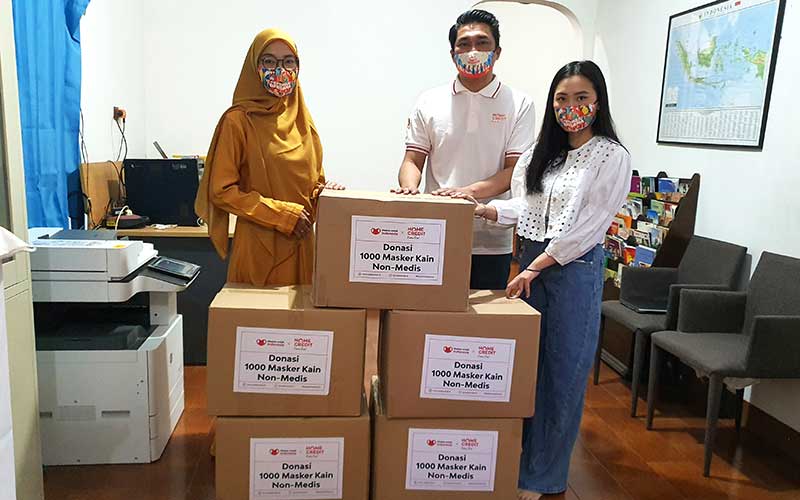  Home Credit Indonesia Serahkan 5.000 Makser Kepada Perkumpulan Penyandang Disabilitas Indonesia