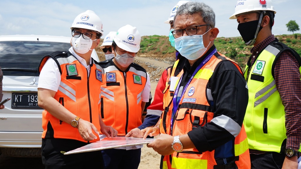  Tunjukkan Komitmen sebagai Mitra Operator Bandara Dhoho, Direksi Angkasa Pura I Kunjungi Proyek Pembangunan Bandara Dhoho