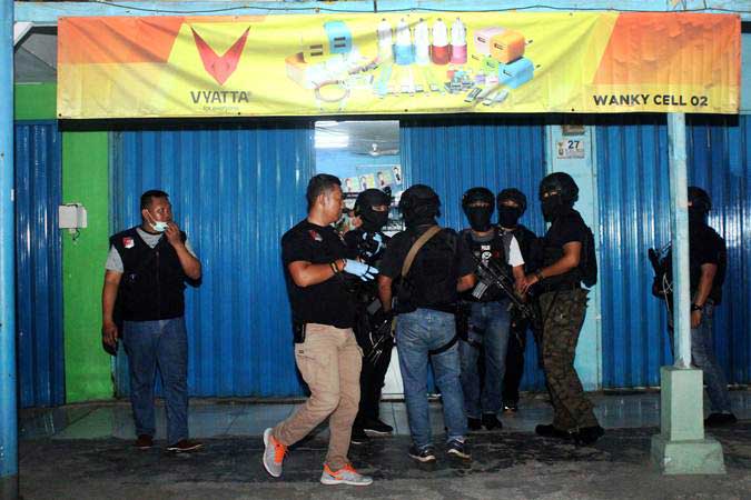 Densus 88 Amankan Teroris Buronan Bom Bali I di Lampung