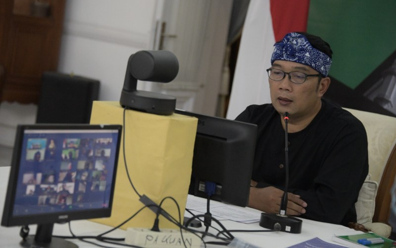  Pakai Aplikasi Sapawarga, Ridwan Kamil Minta 58.000 Ketua RW Aktif Sosialisasi 3M