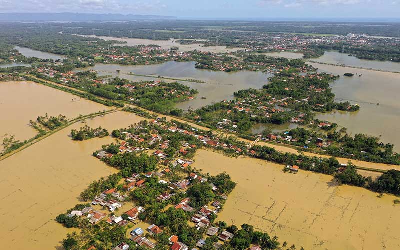  Banjir Rendam Cilacap, BMKG: Hujan Lebat Hingga Sangat Lebat