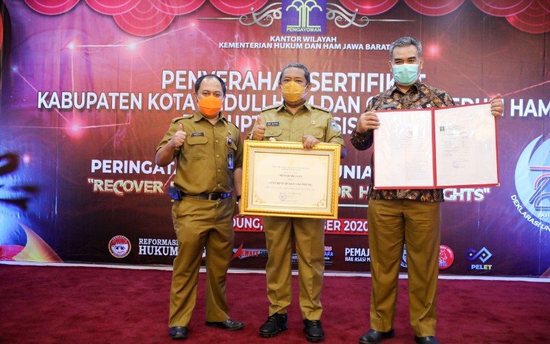  Quattrick, Kota Bandung Raih Penghargaan Kota Peduli HAM