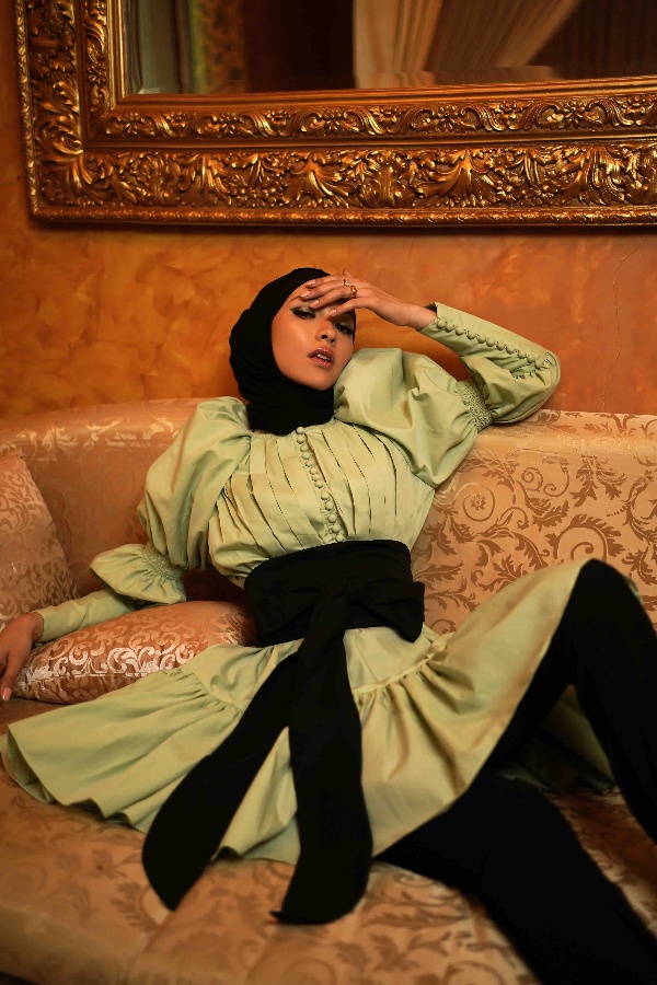  Pret-a-Porter Koleksi Terakhir Rumah Mode Barli Asmara Menutup 2020
