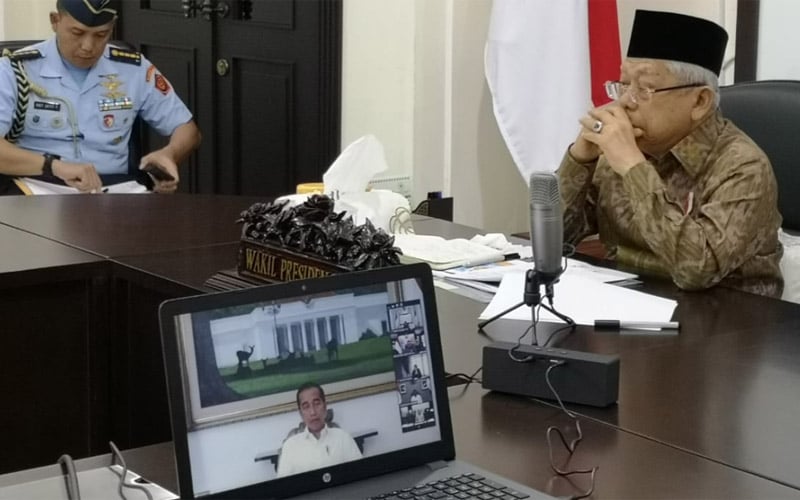 Wakil Presiden Ma'ruf Amin mengikuti Rapat Terbatas Kabinet dengan Presiden Jokowi melalui video conference, Senin 916/3/2020)./Bisnis-Nindya Aldila