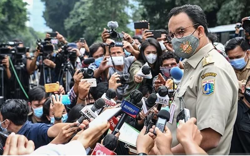  Perintah Anies: Berkerumun Lebih dari 5 Orang Dikenai Sanksi