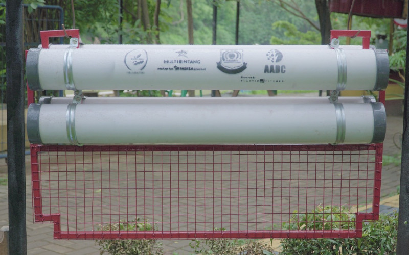  Multi Bintang Pasang Waste Trap di Sungai Cisadane, Ini Teknologinya