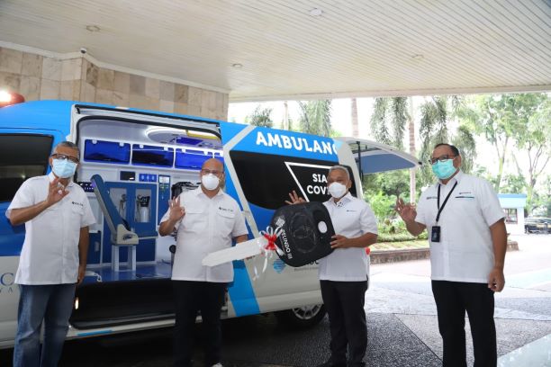  Pelindo III Hibahkan Mobil Ambulans