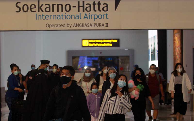  Kepadatan Bandara Soekarno Hatta Saat Puncak Arus Mudik Natal 2020