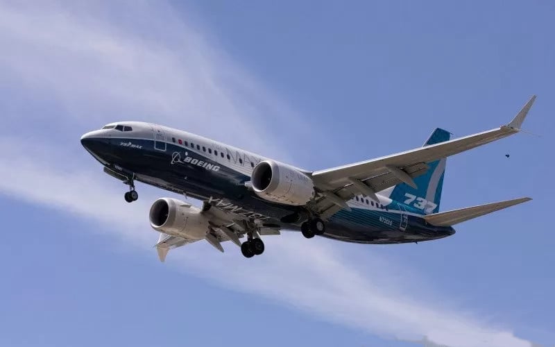  Larangan Terbang Dicabut, Boeing 737-8 Air Canada Alami Rusak Mesin