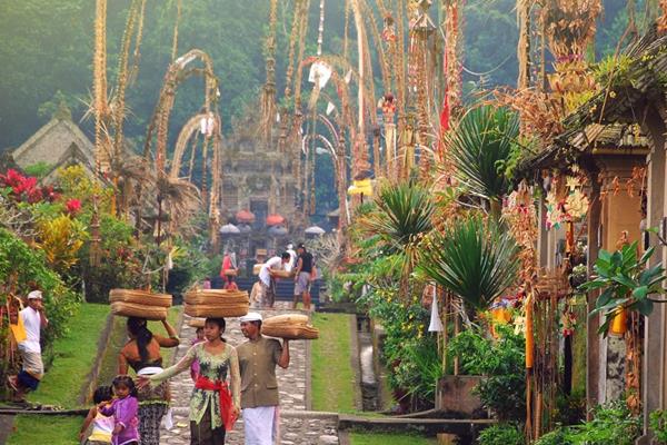  Desa Adat di Bali Coba Kembangkan Bisnis Ritel