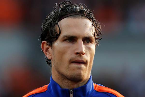  Bek Timnas Belanda Daryl Janmaat Pulang ke ADO Den Haag