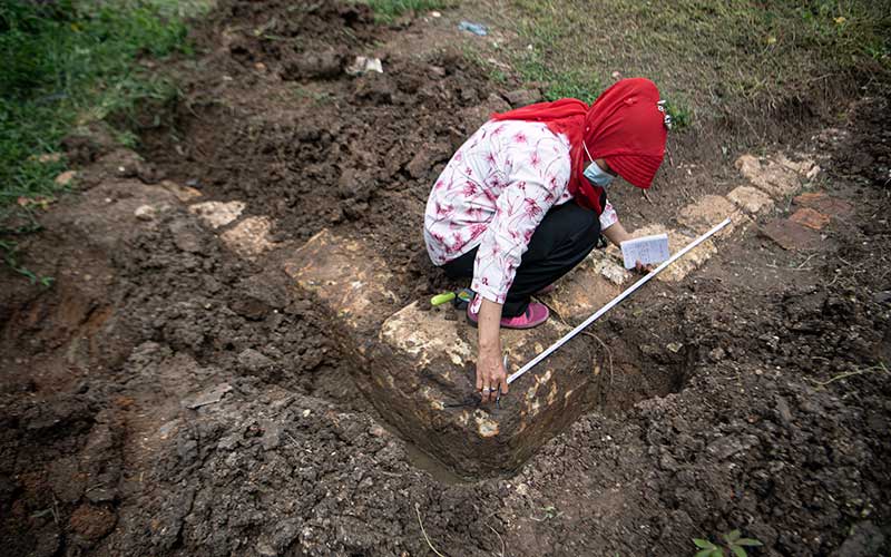  Arkeolog Temukan Candi Dari Abad ke-XII di Palembang