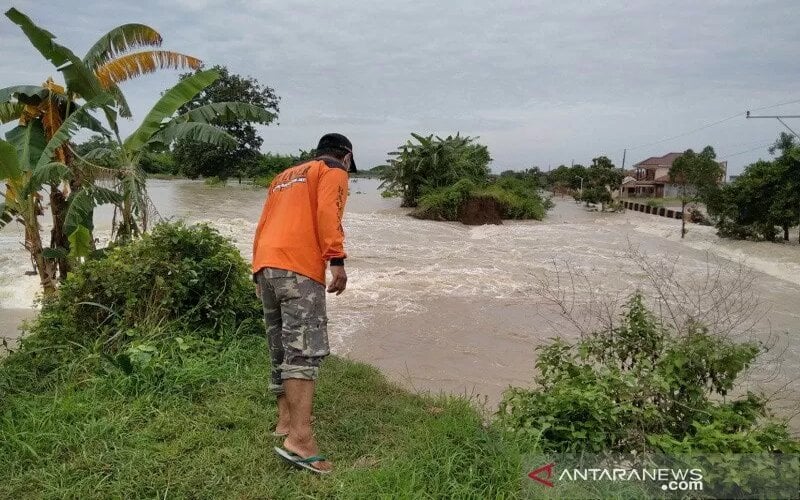  Banjir di Kudus Dipicu Tanggul Sungai Jebol