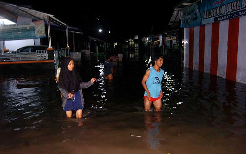  Sungai Banjaran di Tegal Meluap, Ratusan Rumah Warga Terendam Banjir
