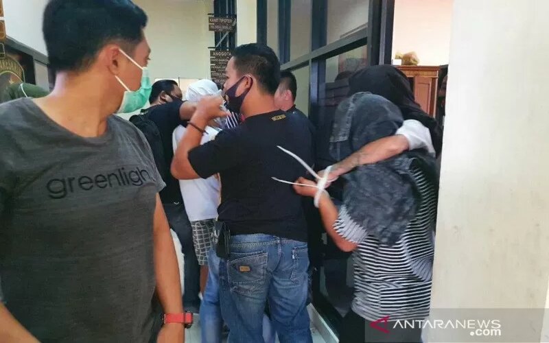  Puluhan Pemuda Pengeroyok TNI Hingga Meninggal Ditangkap