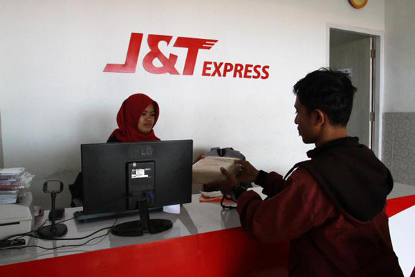  J&T Express Target Kirim 4 Juta Paket per Hari Tahun Ini