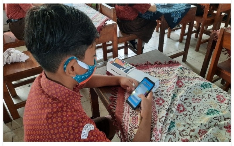  Myscool & Qampus Aplikasi Belajar buatan Lokal