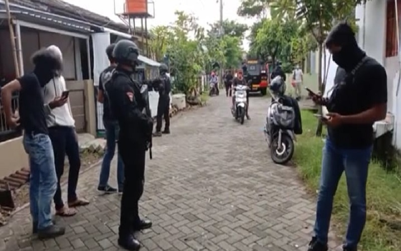  20 Teroris Jaringan JAD Ditangkap di Makassar