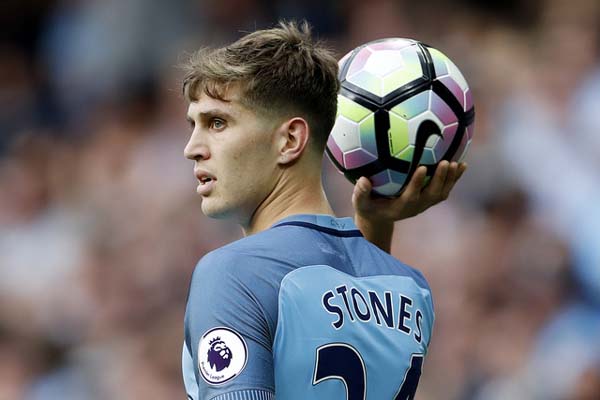  Guardiola Senang Stones Bisa Kembali Bersinar