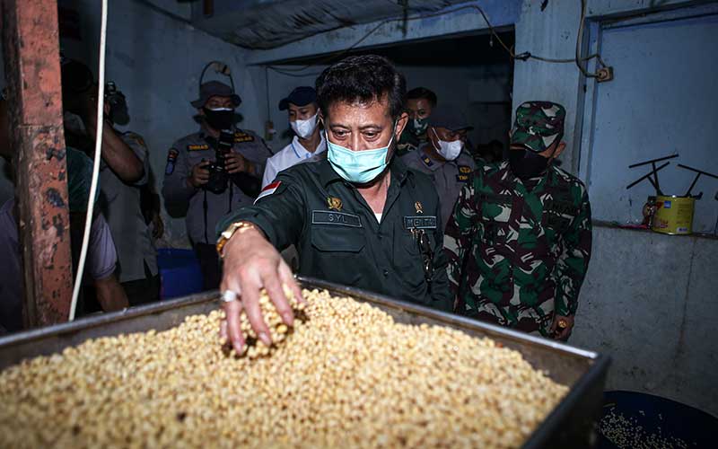  Mentan Gelar Operasi Pasar Kedelai Dengan Harga Rp8.500 Per Kilogram