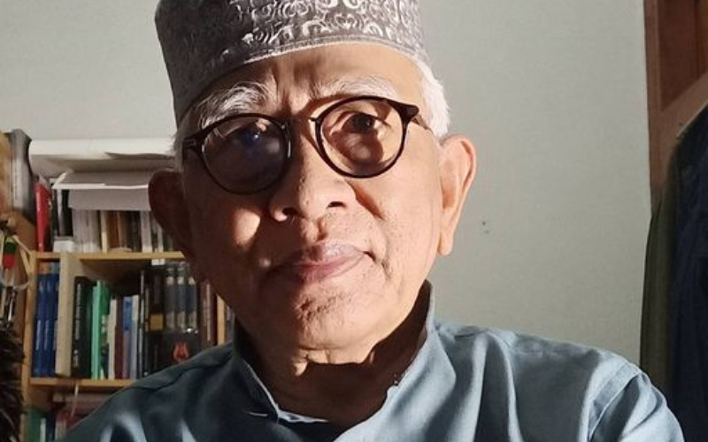  Di Tahun Baru Gus Mus ‘Merevisi’ Puisi Terbarunya, Ada Apa?
