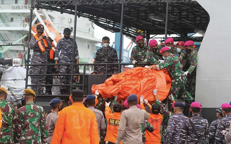  Serpihan Pesawat Sriwijaya Air SJ 182 Mulai Ditemukan