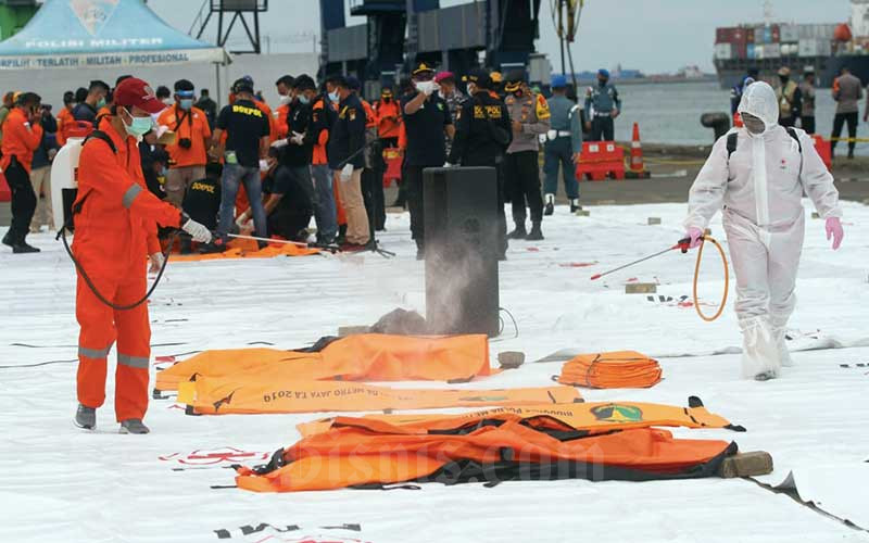  Korban Kecelakaan Pesawat Sriwijaya Air SJ 182 Mulai DItemukan