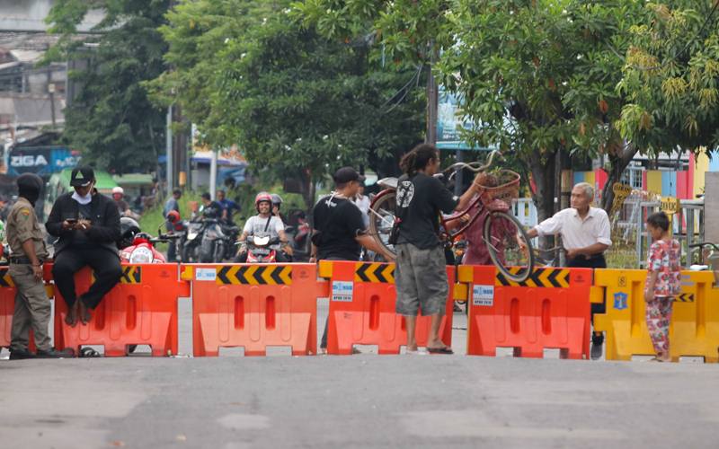  Pembatasan Kegiatan Masyarakat, Sidoarjo Berlakukan Jam Malam