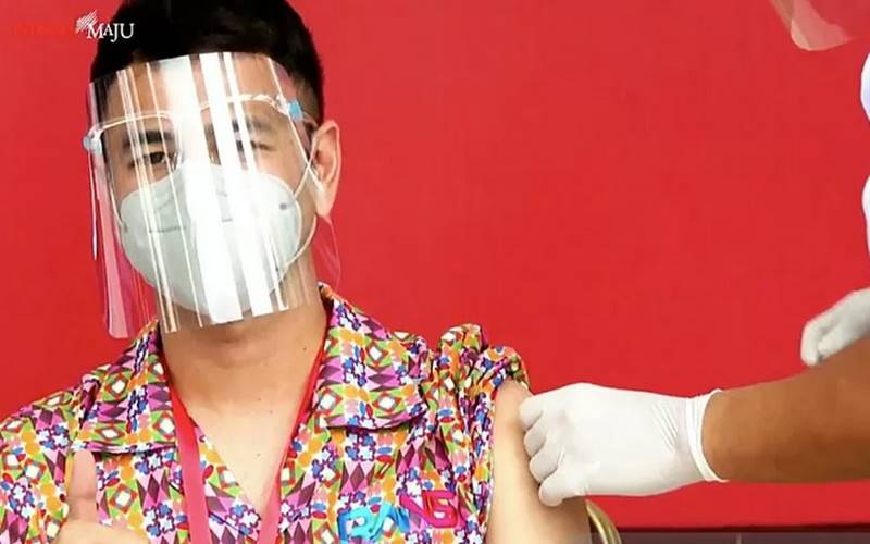  Heboh Raffi Ahmad Pesta Tanpa Masker Usai Vaksinasi, Ernest Prakasa: Keterlaluan!