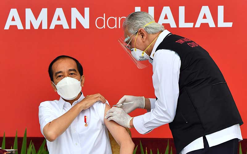  Unggah Kartu Vaksinasi Covid-19, Jokowi Disuntik Dosis Kedua Vaksin 27 Januari