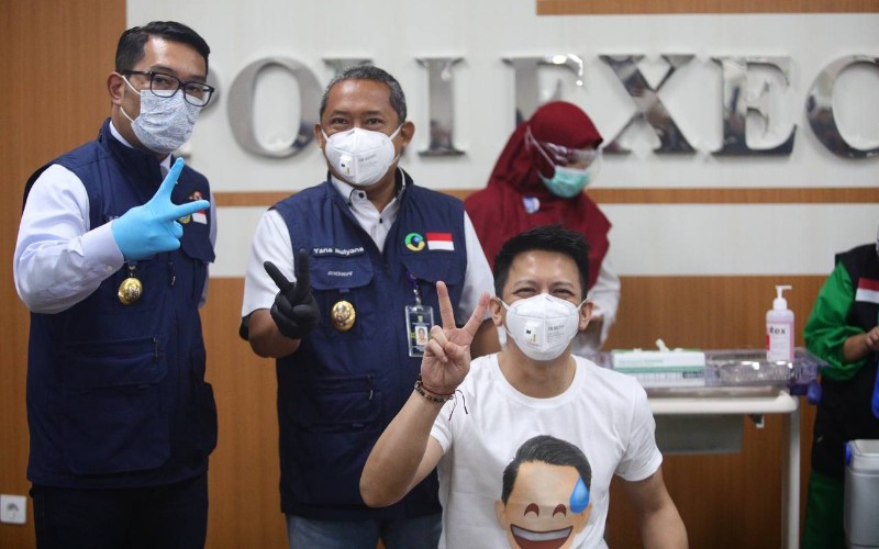  Usai Divaksin, Ariel Ajak Masyarakat Ikut Lakukan Aksi Nyata Sudahi Pandemi 