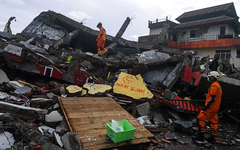  Kondisi Terkini Dampak Gempa Bumi di Mamuju Sulawesi Barat