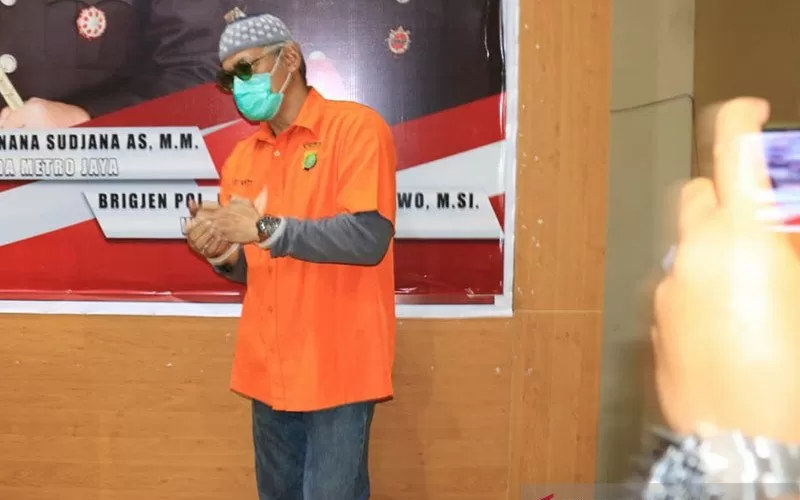  Kasus Narkoba, Aktor Tio Pakusadewo Divonis Setahun Penjara