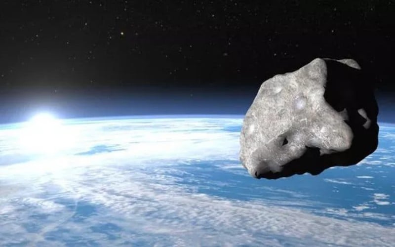 Ini Dia Asteroid Raksasa ,Terbesar dan Tercepat yang Dekati Bumi Tahun Ini
