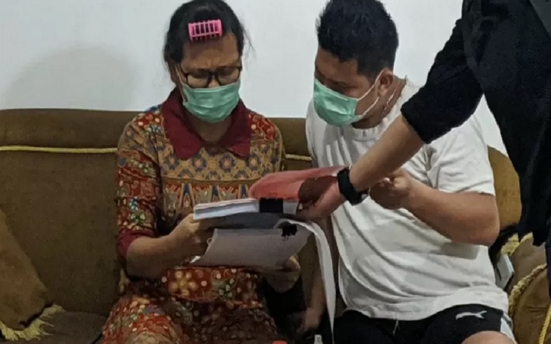  Tim Tabur Kejagung Tangkap DPO Terpidana Kasus Korupsi di Kemenkes