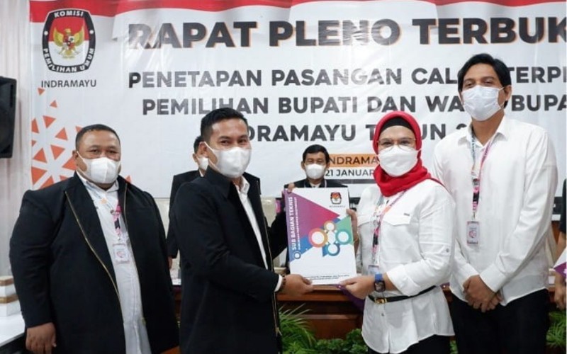 Nina Agustina dan Lucky Hakim Ditetapkan Sebagai Kepala Daerah Terpilih Indramayu