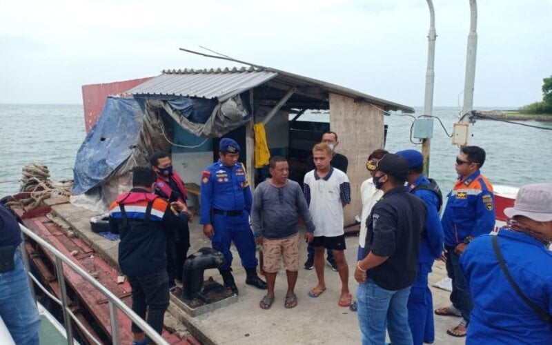  Tabrakan Kapal di Perairan Gresik, Tug Boat Ditemukan Tenggelam, ABK Diduga Terperangkap