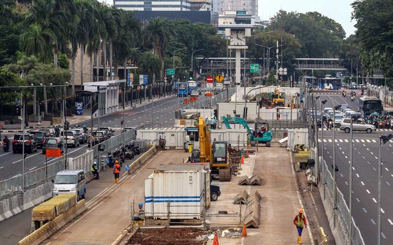  Pembangunan MRT Jakarta Fase II Diprediksi Molor Hingga Agustus 2027