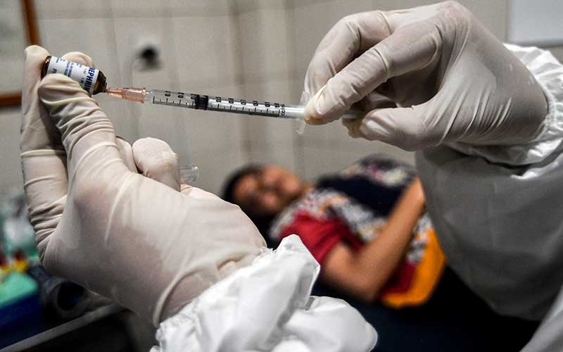  Pemerintah Susun Program Vaksinasi Gotong Royong