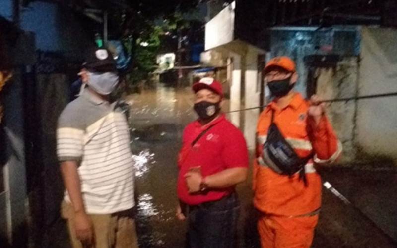  Siaga Banjir, Pejaten Timur Siapkan Perahu dan Posko Pengungsian