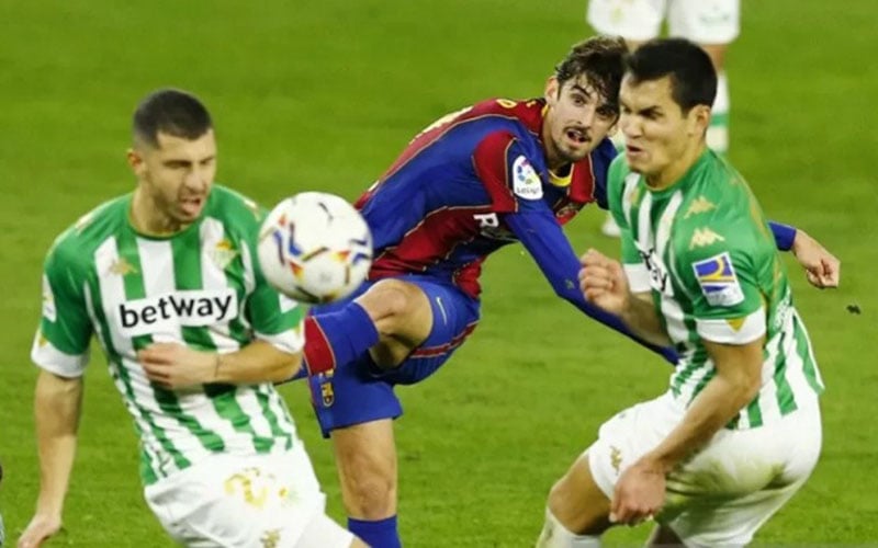  Hasil La Liga, Barcelona Geser Madrid Setelah Tundukkan Real Betis