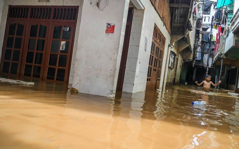  INFO BANJIR JAKARTA: Pukul 10.00 Pintu Air Depok 280 Cm 