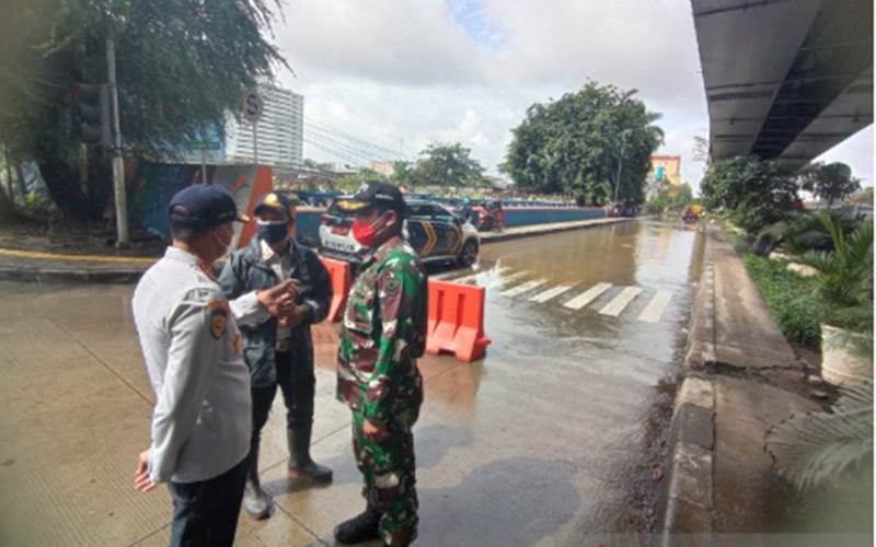  Banjir Jakarta: Sudinhub Rekayasa Lalu Lintas di Gunung Sahari