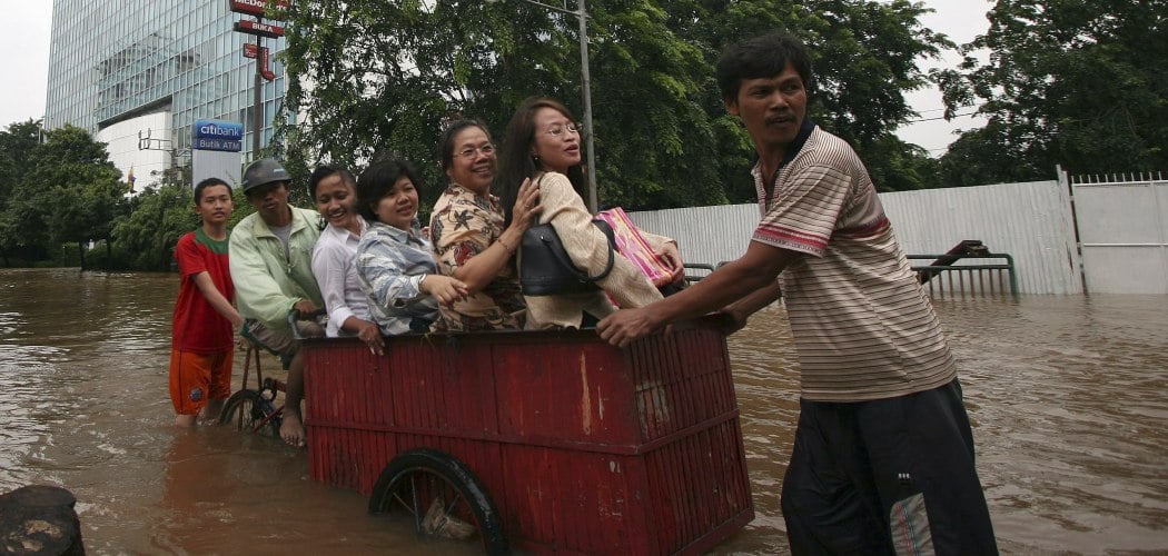  Historia Bisnis : Telkom (TLKM) Rugi Miliaran Gara-Gara Banjir