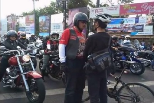  Konvoi Moge di Bogor \'Nylonong\' Lewati Ganjil Genap, Ternyata Dikawal Polisi