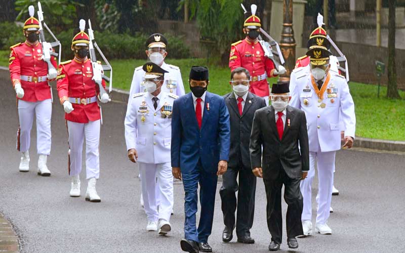  Presiden Lantik Gubernur Sulawesi Utara dan Gubernur Kalimantan Utara di Istana