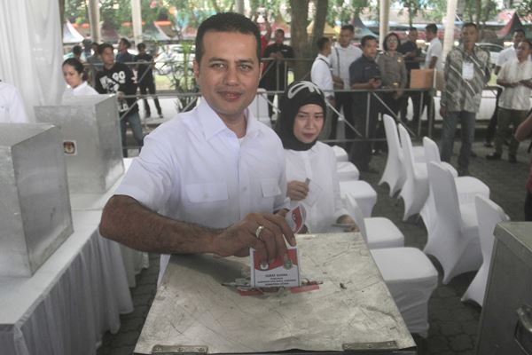   HASIL PEMILIHAN KEPALA DAERAH : Sengketa Pilkada Berguguran