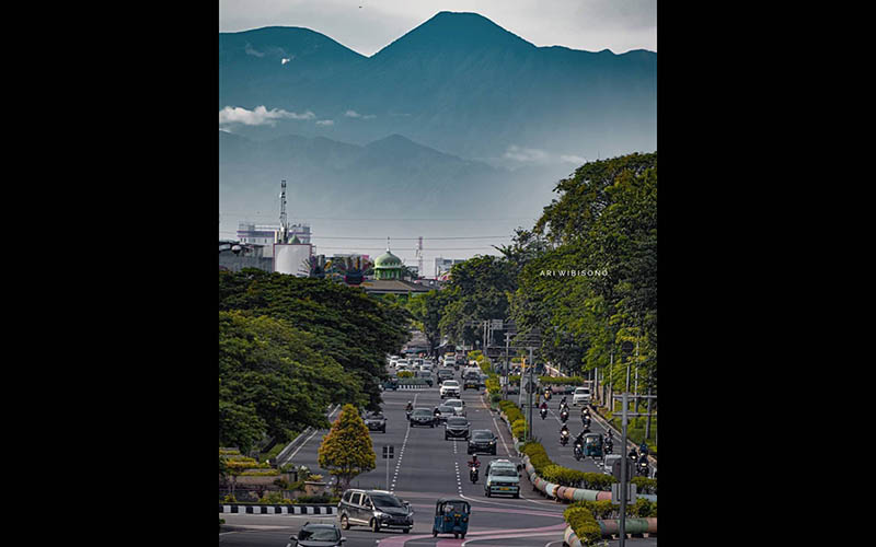  Fotografer Kawakan Arbain Rambey Diserbu Warganet, Kok Bisa?